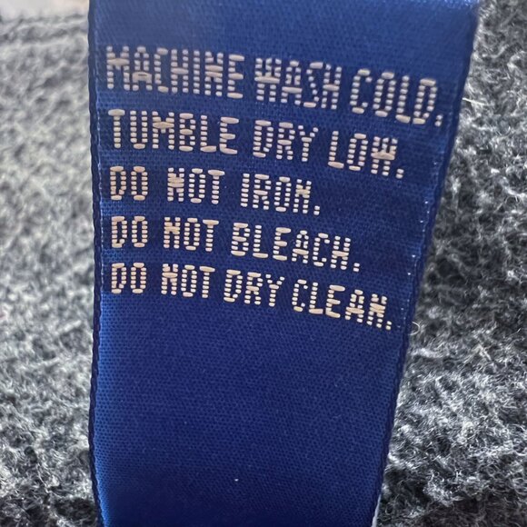 Vintage American Eagle puffer jacket Made in Hong Kong - Picture 8 of 8